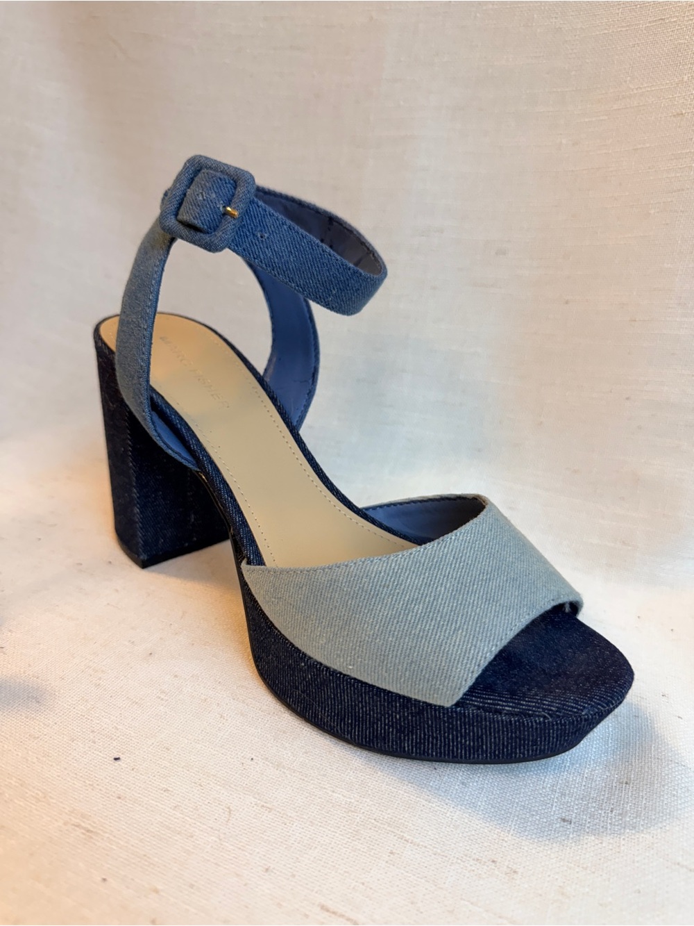 Marc Fisher Danee2 Two Tone Denim Block Heel Sandals Women’s 8.5M